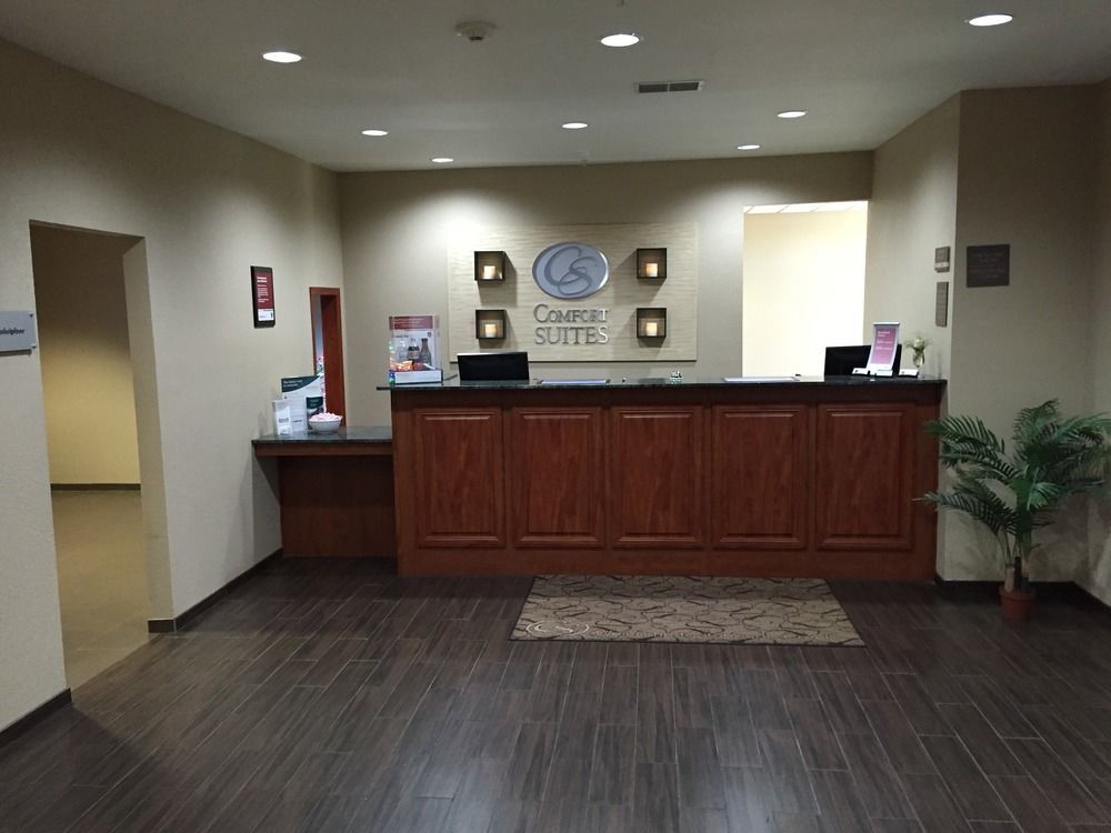 Comfort Suites Johnson Creek Conference Center Exteriör bild