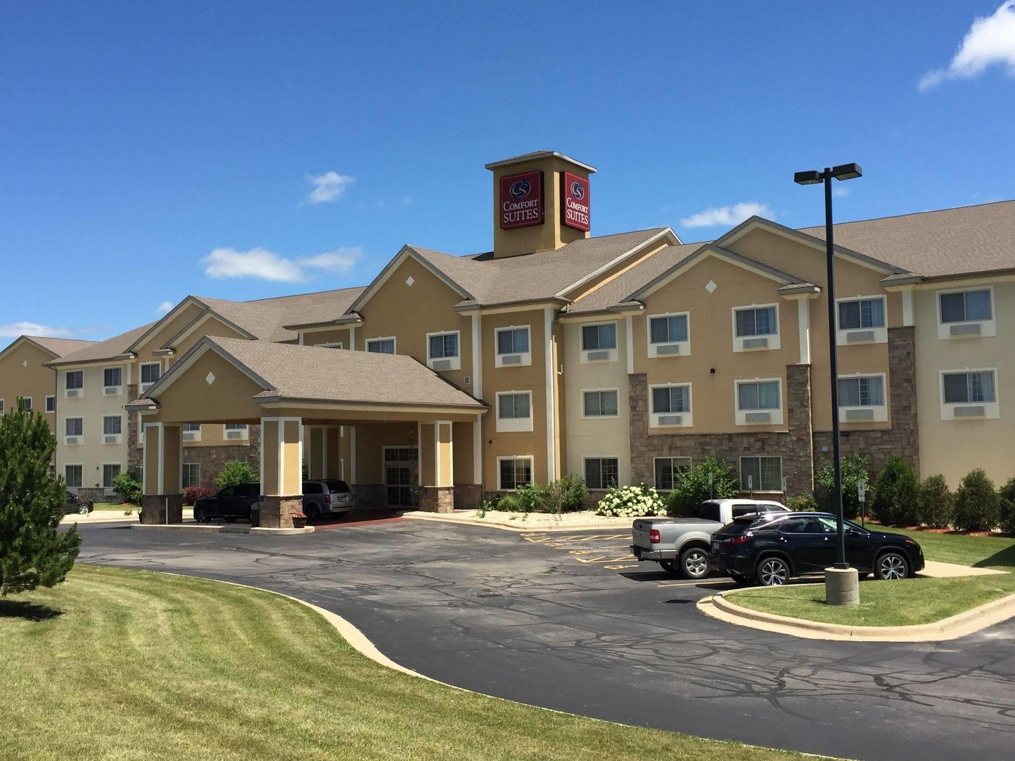Comfort Suites Johnson Creek Conference Center Exteriör bild